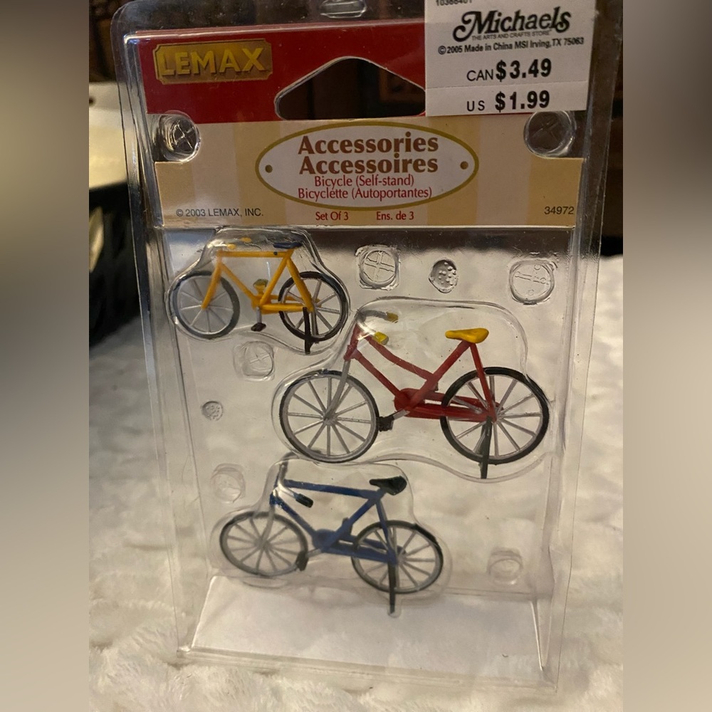 Lemax Village Collection "Bicycles -Set Of 3 - Self-Stand 2003 New